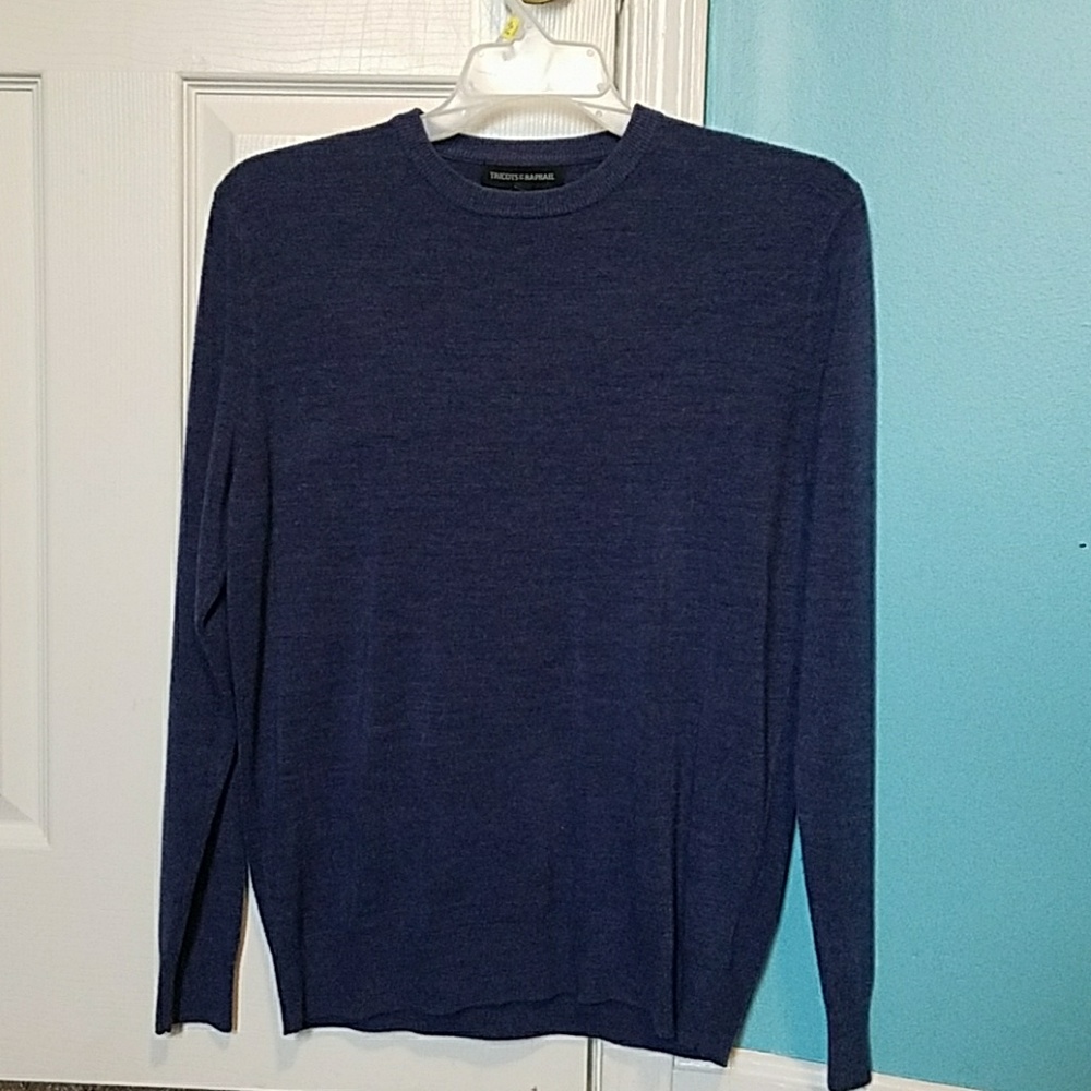 Men's navy sweater